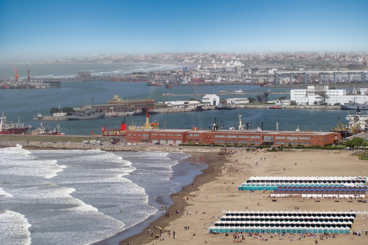 Playa Grande esencia del verano en Mar del Plata